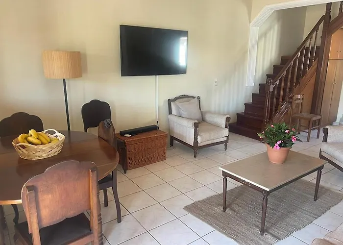 Cedar House A Greek Treasure Σπίτι διακοπών *