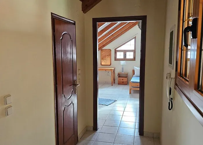 Cedar House A Greek Treasure Tatil Evi