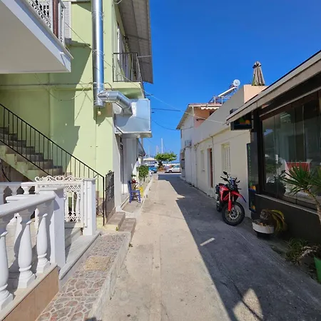 Cedar House A Greek Treasure * سامي